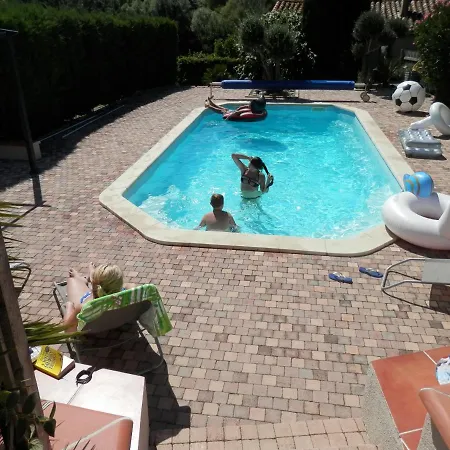 Maison De Laura Holiday home Salsigne